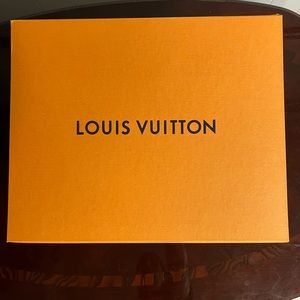 Louis Vuitton packaging box and dust bag